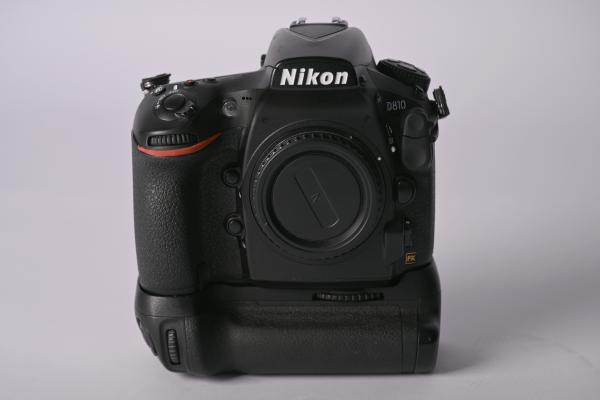 Nikon D810 Body inkl. Handgriff - Gebrauchtartikel -